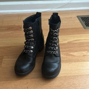 Leather combat/moto boots with chain laces